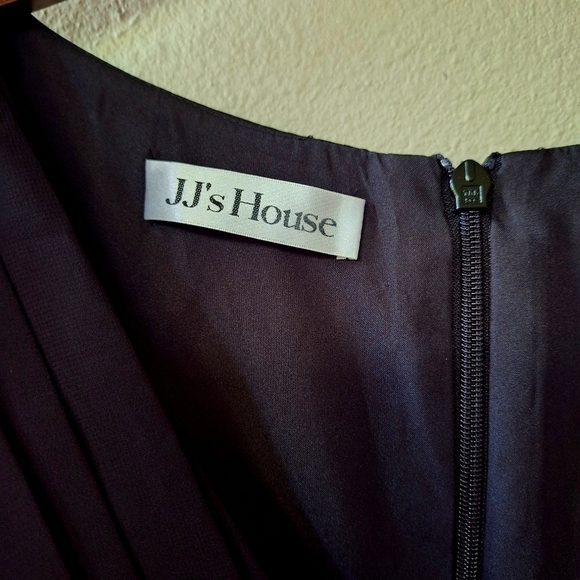 NWT JJ's House Black A-Line V-neck Chiffon Ruffle Dress Zip Womens Size 22 - Picture 3 of 13